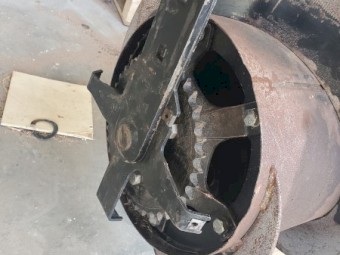 MacDon Feeder Drum