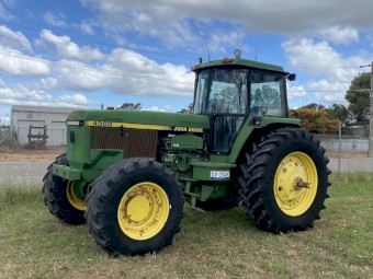 1991 John Deere 4960 Tractor