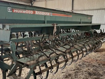 Horwood Bagshaw Combine. Model HB-5142.