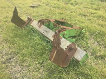 Rippers to suit loader or dozer 