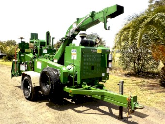Late Model 9/2017 BANDIT INTIMIDATOR 12XP Commercial Wood Chipper
