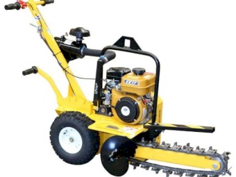 18" Crommelins 6HP EX17 Robin Subaru Walk Behind Groundhog Chain Type Trencher