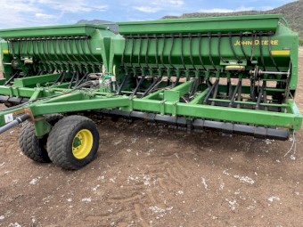 John Deere 1590 Disc Drill