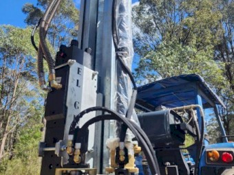 New El-Gra Series 89 75 Cell High Lift  Hydraulic Percussion Post Driver