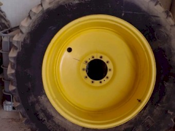 WANTED John Deere 625kg Weights