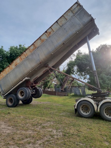 Bogey Axle Farm Tipper