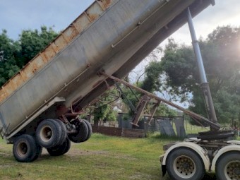 Bogey Axle Farm Tipper