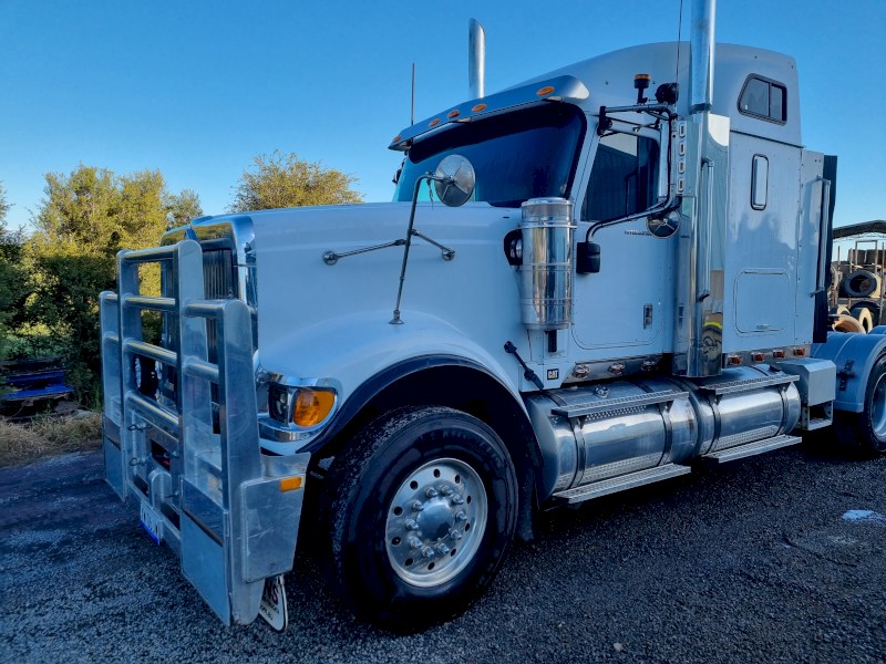 2006 International Eagle 9900I Prime Mover