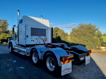 2006 International Eagle 9900I Prime Mover