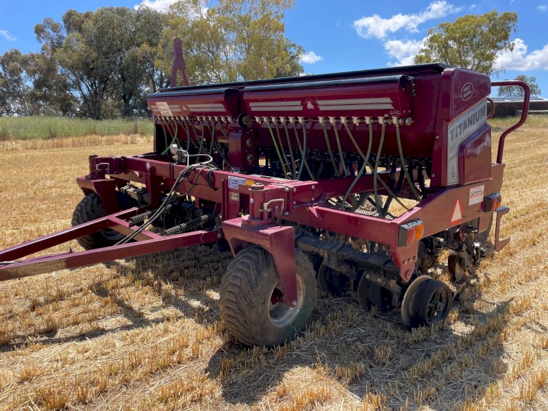 2007 Abati Titanium  26-07 Single Disc Seeder