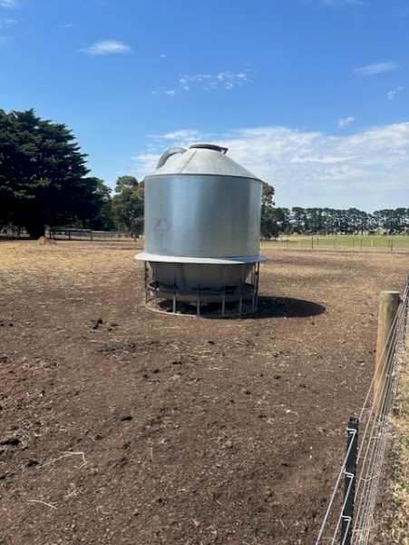 Lamb Silo 6 Tonne Feeders x 6