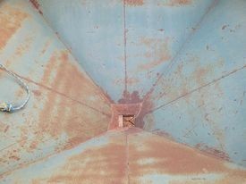 Agware feedout cart