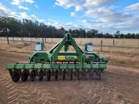 2017 Amazone Catros 3001  3 Metre Discs