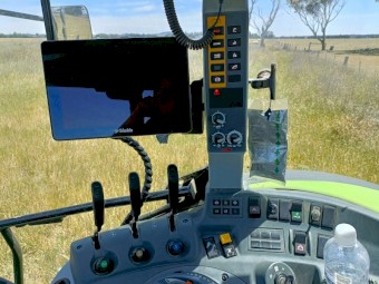 2020 Claas Arion 440 Panoramic