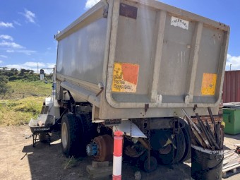 Volvo NL 12 wrecking