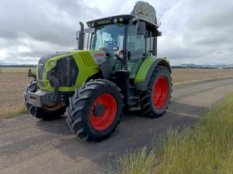 2018 Claas Arion 530 Tractor