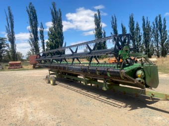 1996 John Deere CTS Header with 30ft Tin Front and Comb Trailer