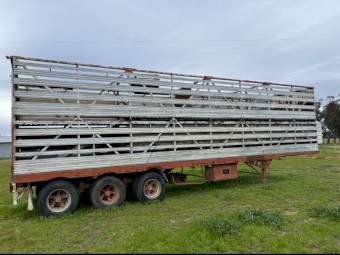 Sheep crate 
