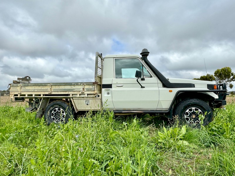2003 Toyota Landcruiser HZJ