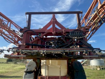 Under Auction - ( A243)  2005 Croplands Pegasus 6000L Boom Spray 