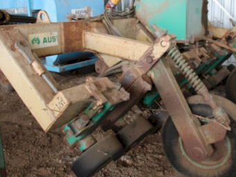 WANTED Ausquip Cotton Stalk Puller