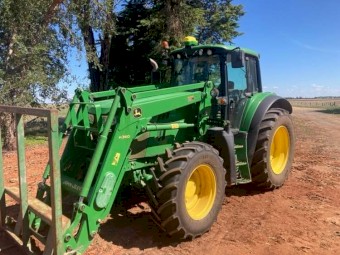 2015 John Deere 6150M Tractor