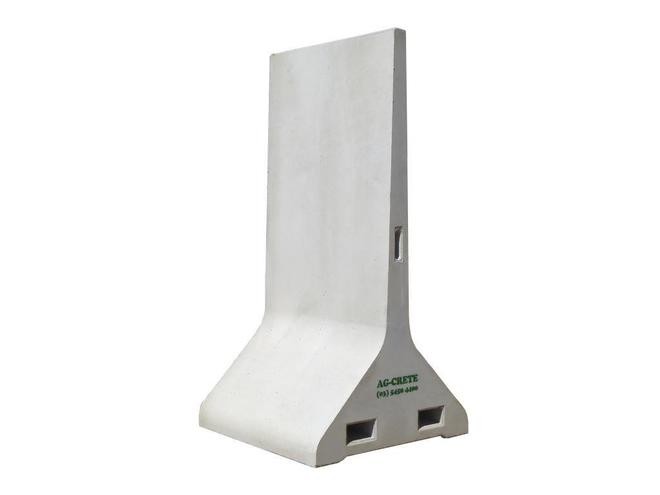 PORTABLE AG-CRETE CONCRETE DIVIDER RETAINING WALL 2.4m HIGH - AG-CRETE