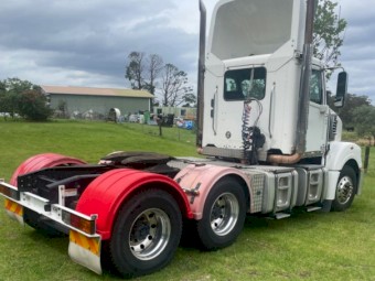 2017 Freightliner Coronado Prime Mover