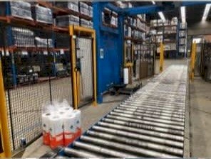 Automatic Pallet Wrapper Incl. Roller Conveyor Safety Barrier