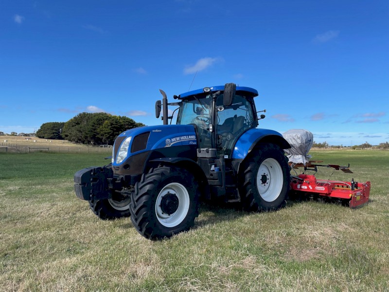 2017 New Holland T7.200 Auto Command Tractor