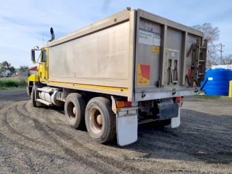 2003 Mack CH