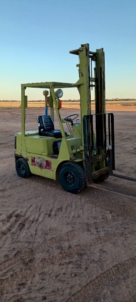 Mitsubishi FG18T Fork Lift