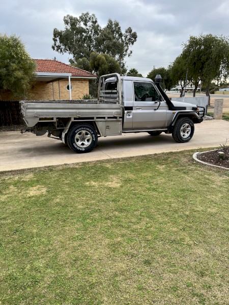 2004 Toyota Landcruiser Ute