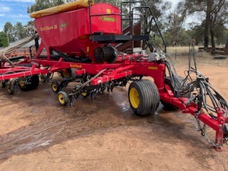 2019  8 m Seedhawk 30 series