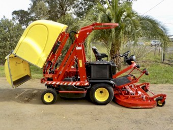 Late Model 2020 Gianni Ferrari Turbo 1W Commercial Diesel 4WD Ride on Lawn mower