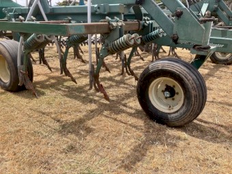 20' John Shearer Bar and 4,200L Simplicity Cart