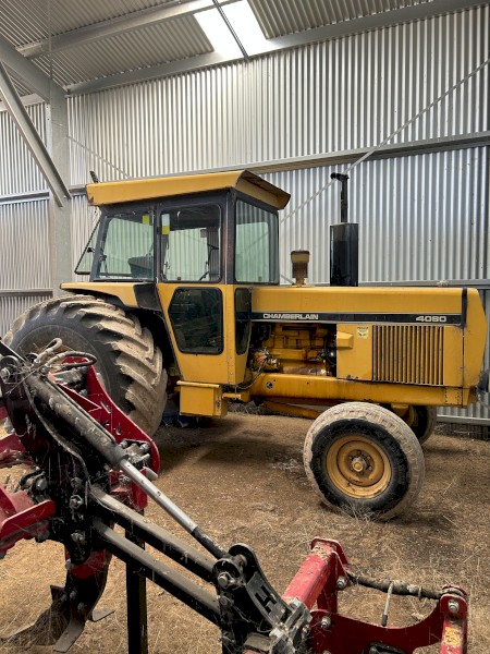 Chamberlain 4080 3 PTL,  Air con,  good condition