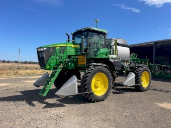 2021 John Deere 412R Signature Edition Sprayer