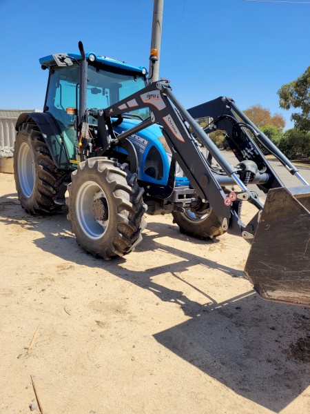 Landini powerfarm 90 Tractor c/w loader