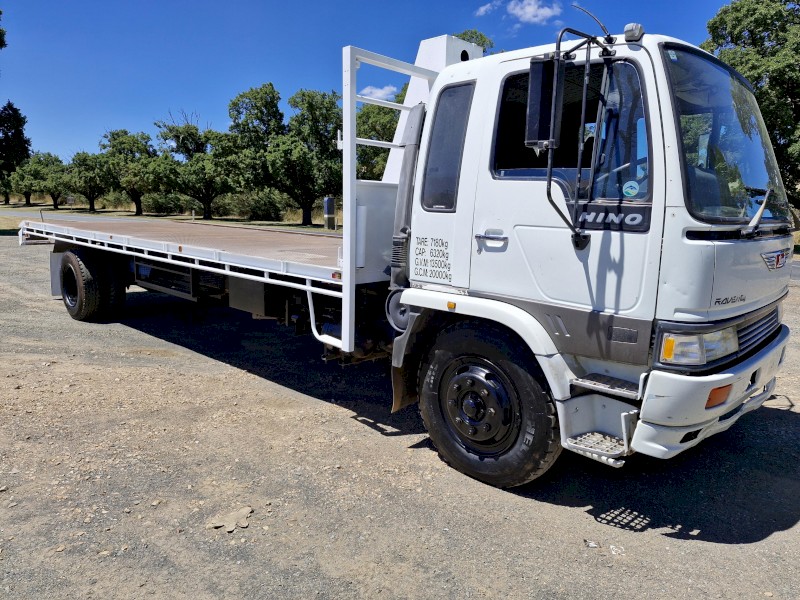 1993 Hino FE Tipping Tray Truck