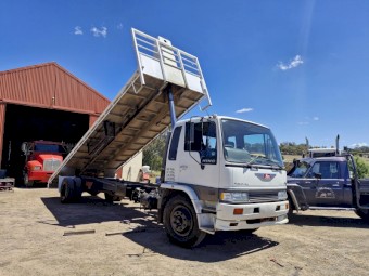 1993 Hino FE Tipping Tray Truck
