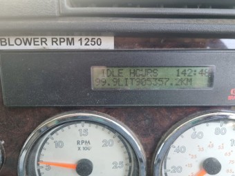 2013 Freightliner Argosy & 1999 Hercules tipper 