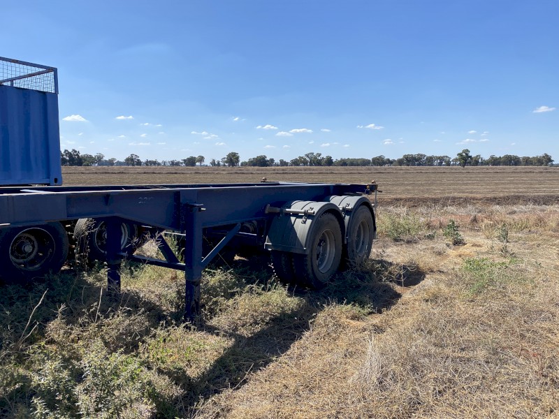 20' Skel Trailer