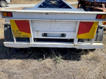 20' Skel Trailer