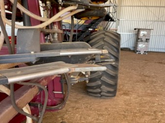 2013 Seed Hawk 45 Series Bar with 500 Air Seeder