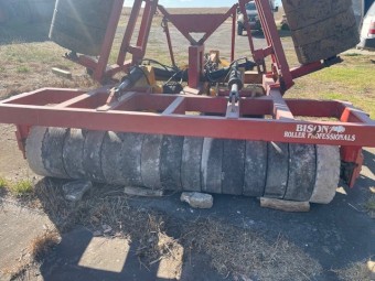 Bison Roller