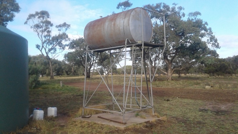 Fuel Tank on stand