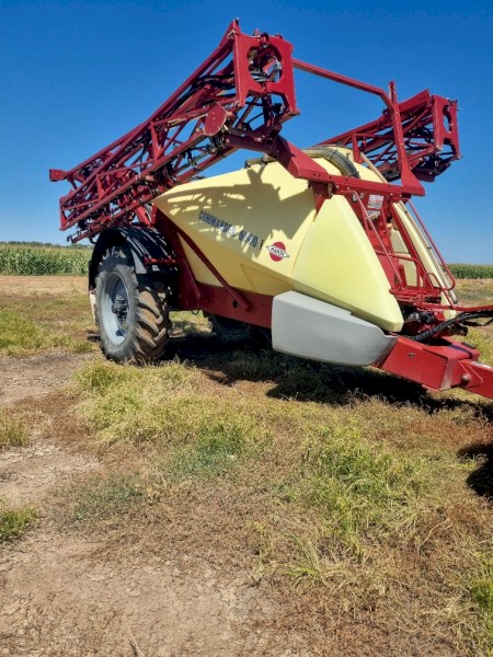 Hardi 6500L x 32m Boomspray