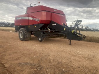 Case IH LBX432 Rotor Baler