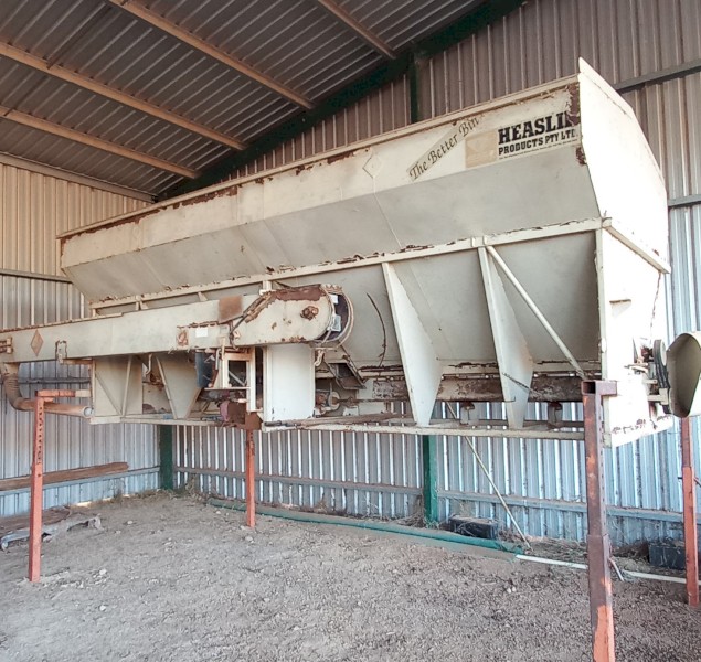 Heaslip Seed and Super bin